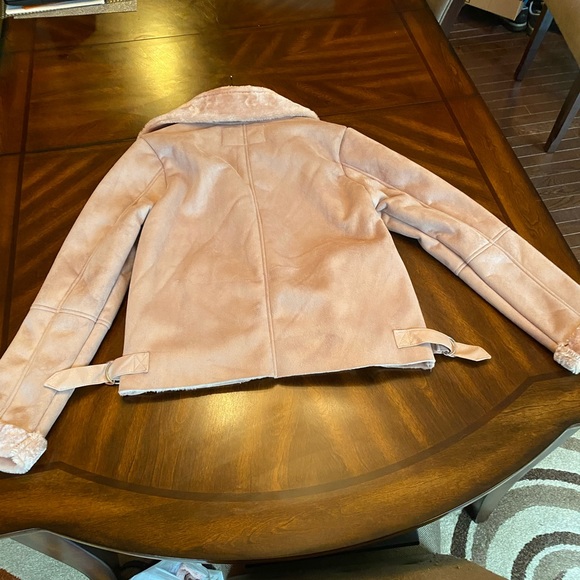 Stylish Fall Jacket - Picture 6 of 9